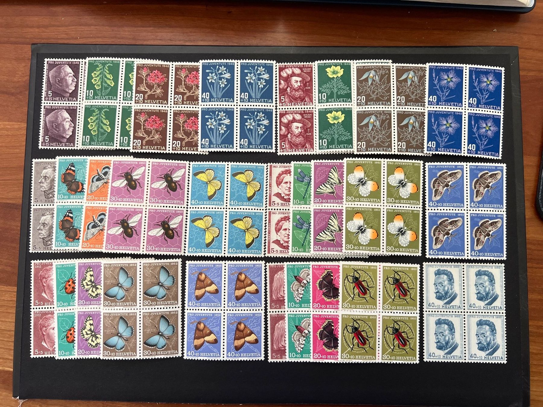 Tutti i francobolli: Pro Juventute Sammlung 1913-1957 Viererblock postfrisch 1a – Nuovo (secondo la descrizione) da Hinwil venduto da Sidi4 7