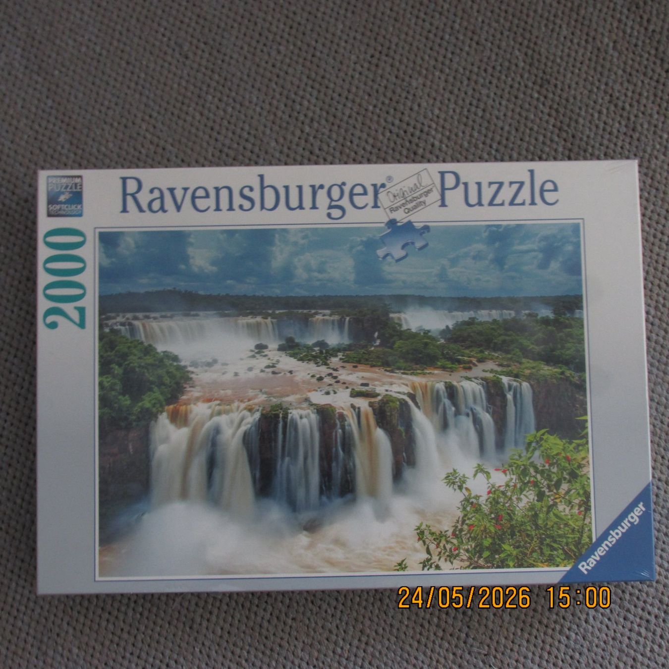 Ravensburger Puzzle: Ravensburger Puzzle - 2000 Teile - Wasserfälle - NEU – Nuovo e nell'imballaggio originale da Galgenen venduto da Forflowers
