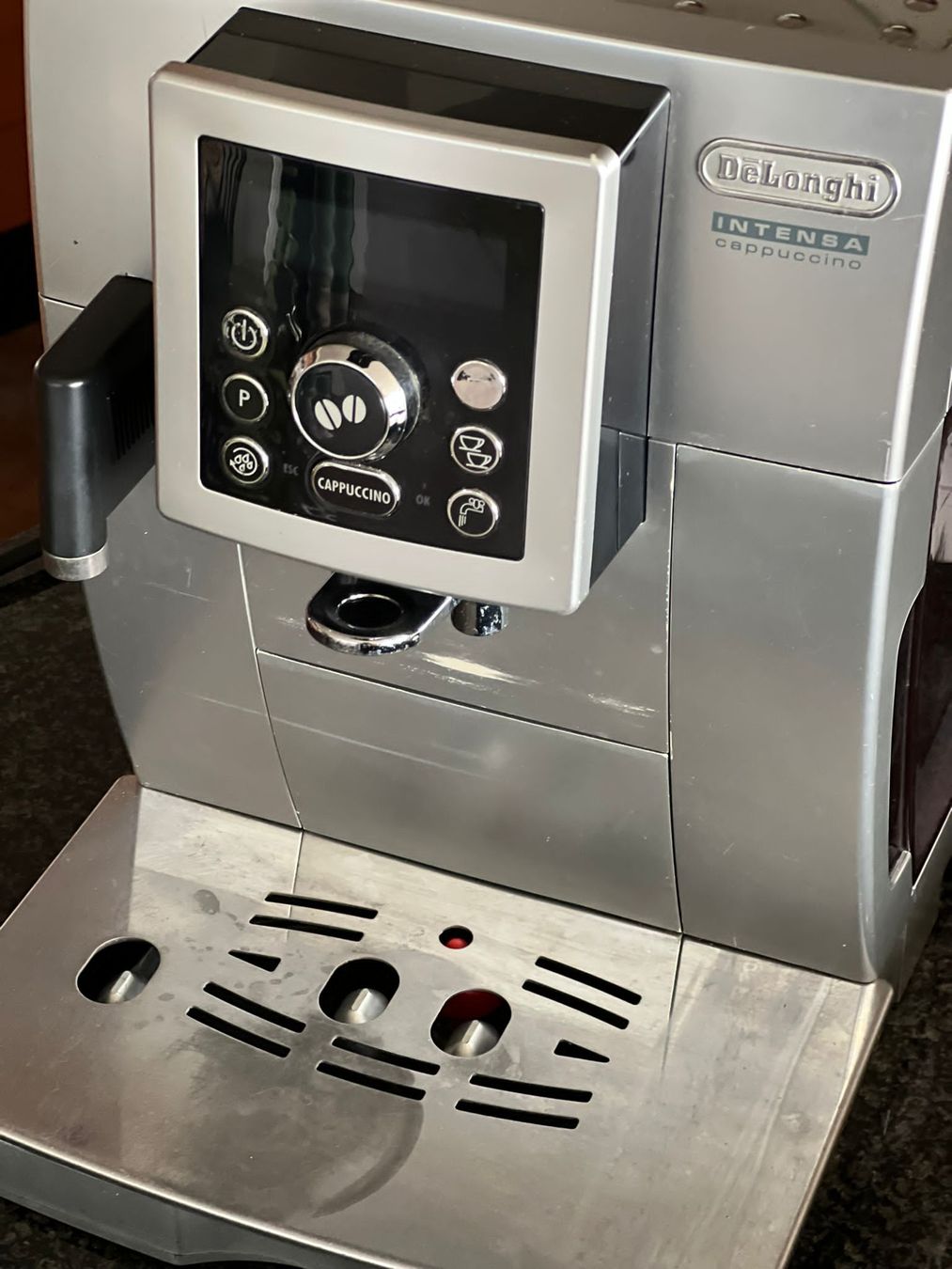 De'Longhi Macchine per caffè & Macchine per espresso: Kaffeemaschine De Longhi Intensa – Usato da Krattigen venduto da RetoK82 3