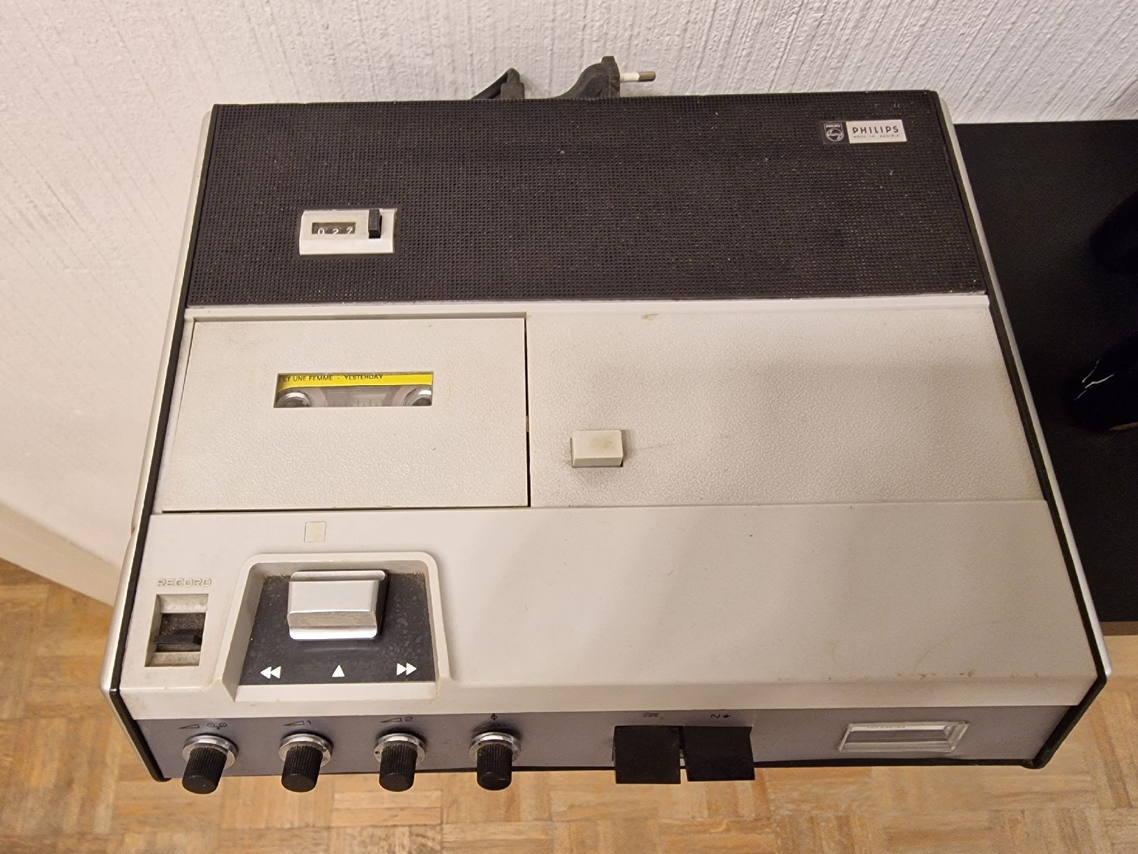 Musicassette: Magnétophone à cassettes Philips N4506  – Usato da La Chaux-de-Fonds venduto da Ric_m628 2
