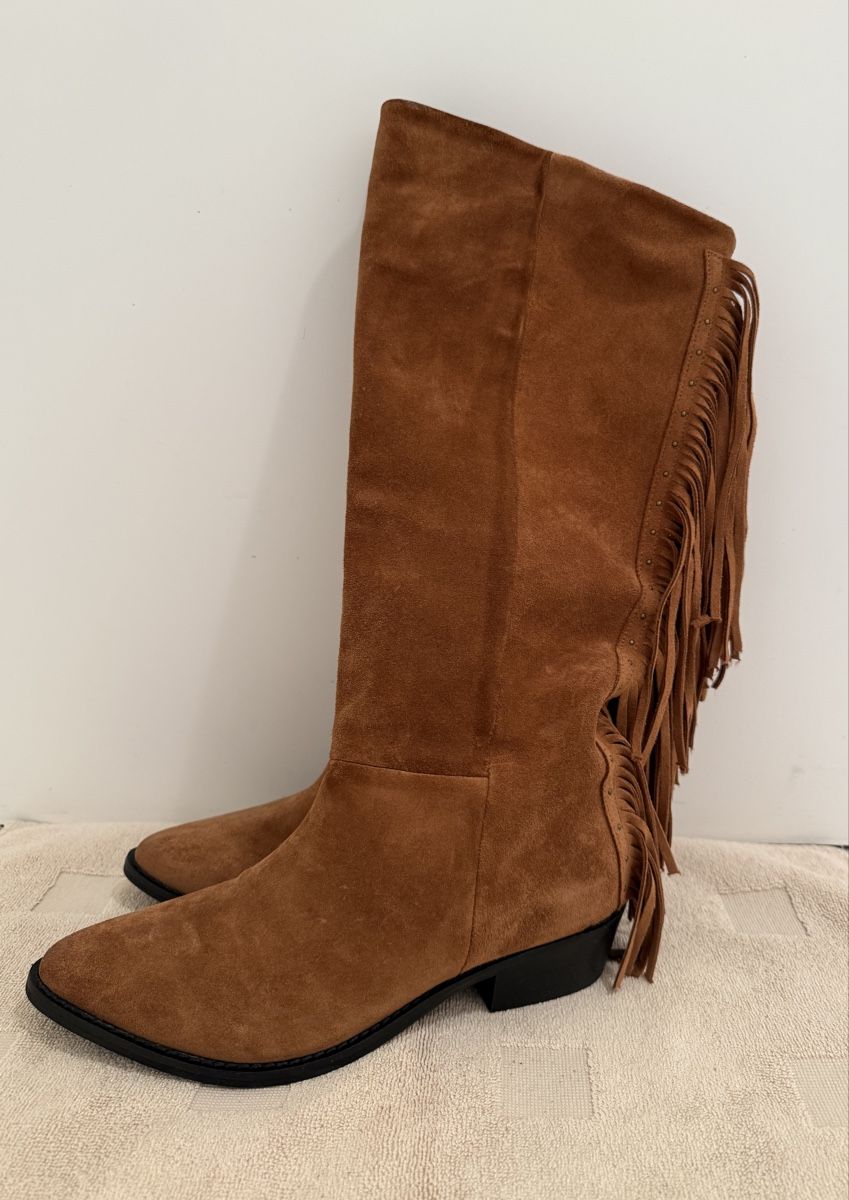 Chaussures femmes: Wildleder Stiefel G.37 – D'occasion à Oberwil BL par DANA_FOX 4