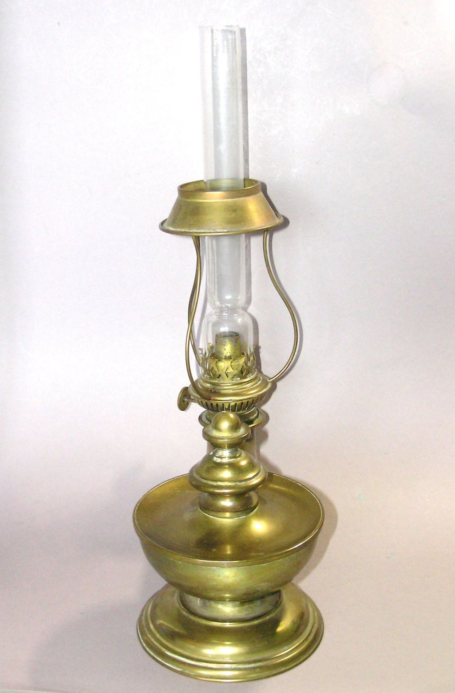 Lampen: ANTIKE PETROLLAMPE  PETROLEUMLAMPE – Gebraucht aus Grenchen von Antique-hunter 3