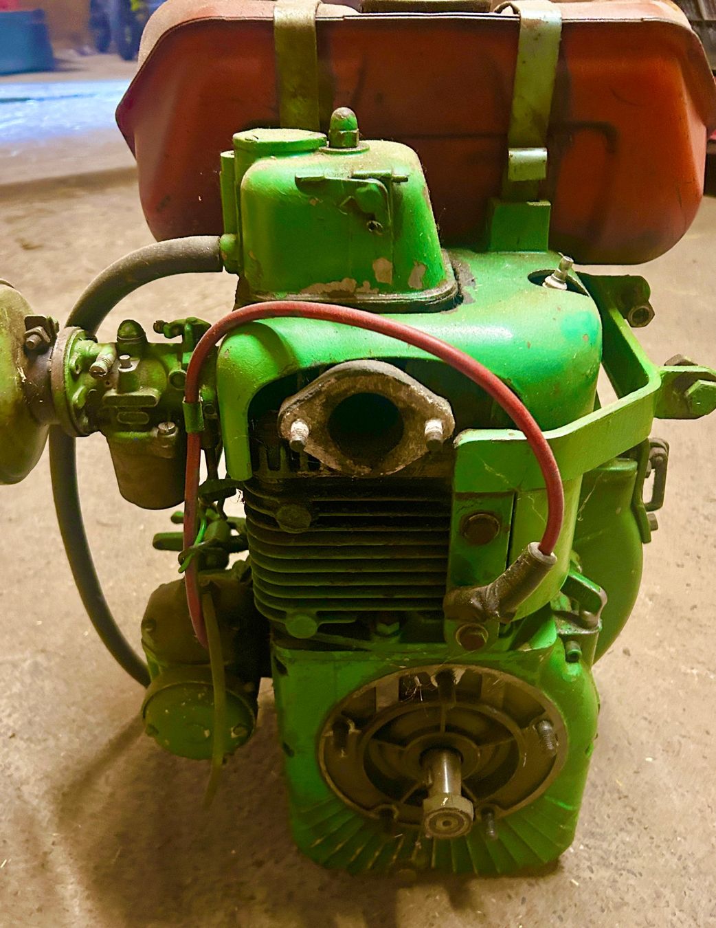 Moteurs: ACME VT 88 Benzinmotor – D'occasion à Niederscherli par dampfueli