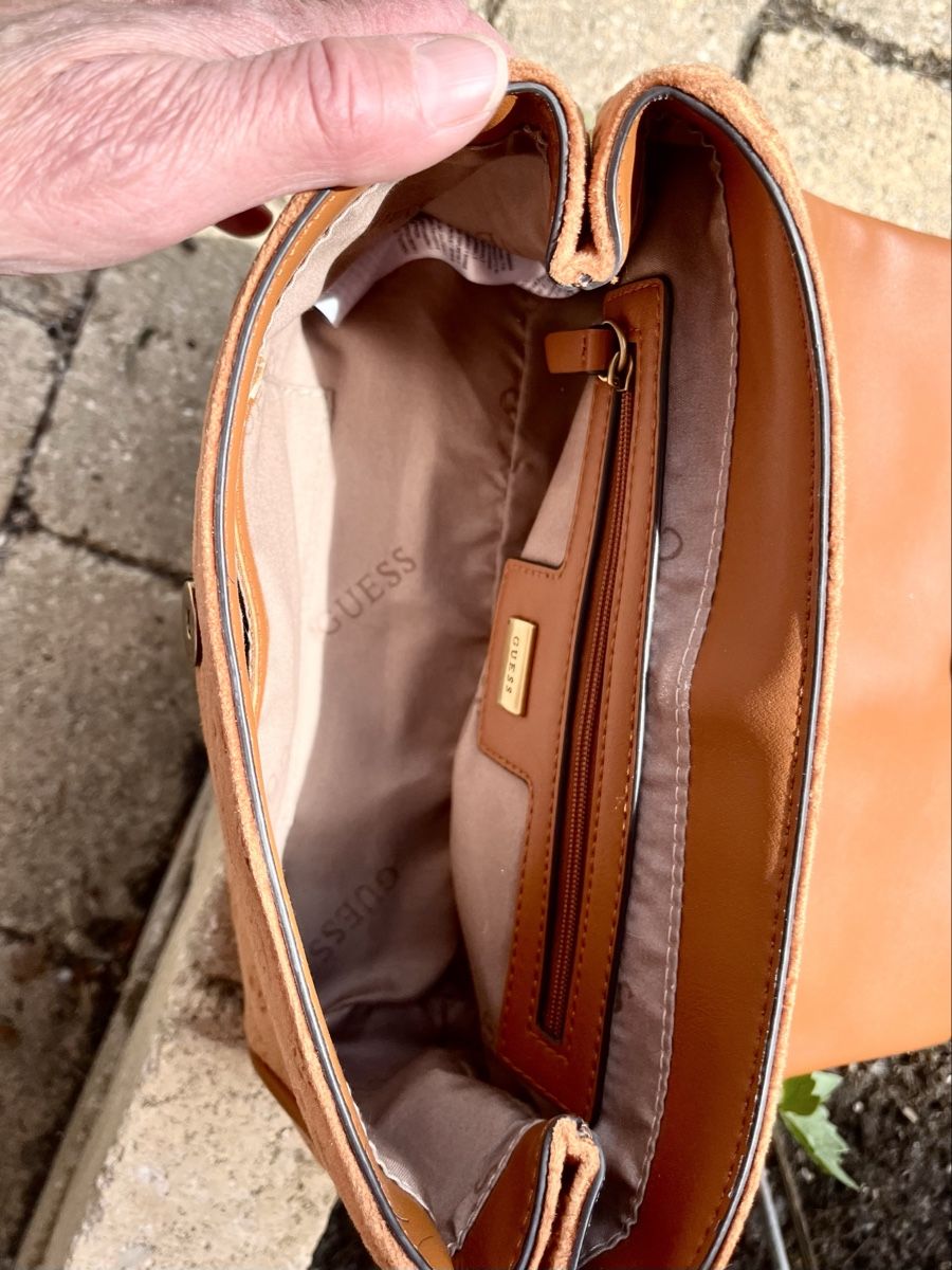 Guess Borse da donna: Sac Guess original en velours – Usato da Oltingen venduto da ugradel 2