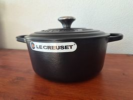 Le Creuset Bräter Cocotte Schwarz matt 24 cm / VP: 395.- Fr.