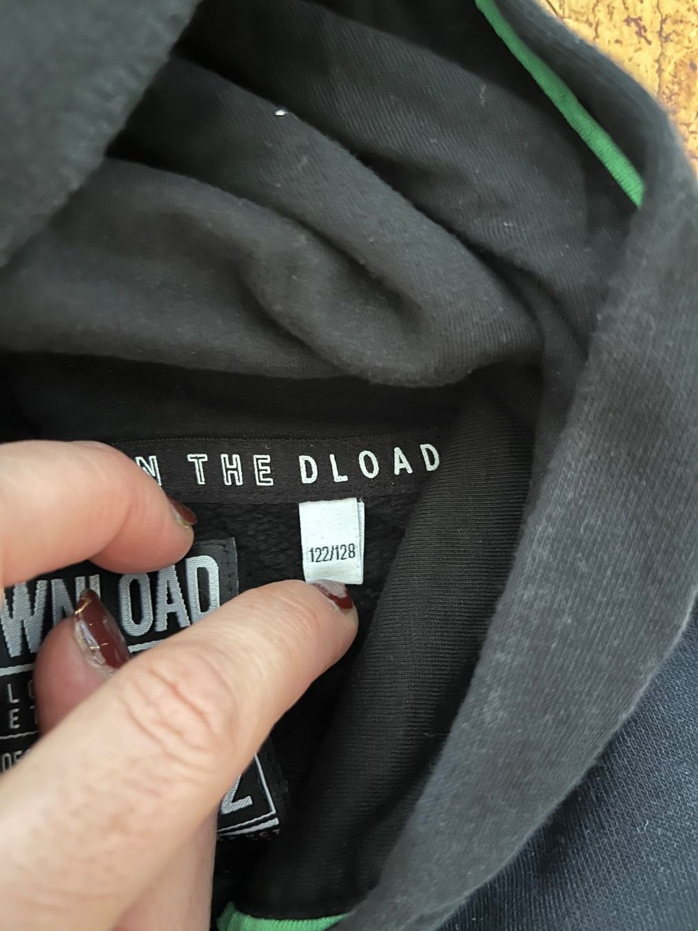 Pullover & Sweatshirts: Pullover 122/128 – Gebraucht aus Stadel von Ani78 1