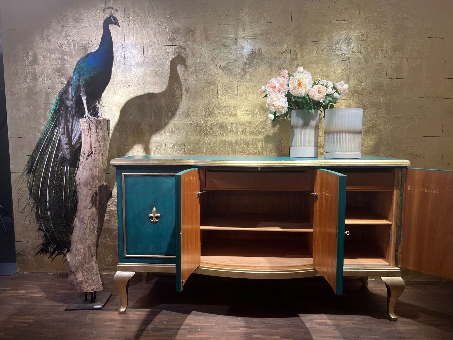 Kommoden: Sideboard Kommode Buffet Schrank Holzmöbel Tisch Anrichte – Gebraucht aus Brüttisellen von Nice_For_You 2