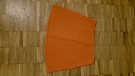 Oranger Minirock, Gr. 34, perfekt für den Herbst