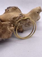 Elegante goldene Creolen, neuwertig, Durchmesser 3cm!