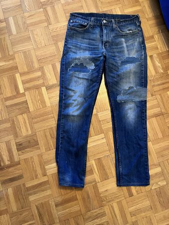 Levis w34 L32  jeans patchs nuages