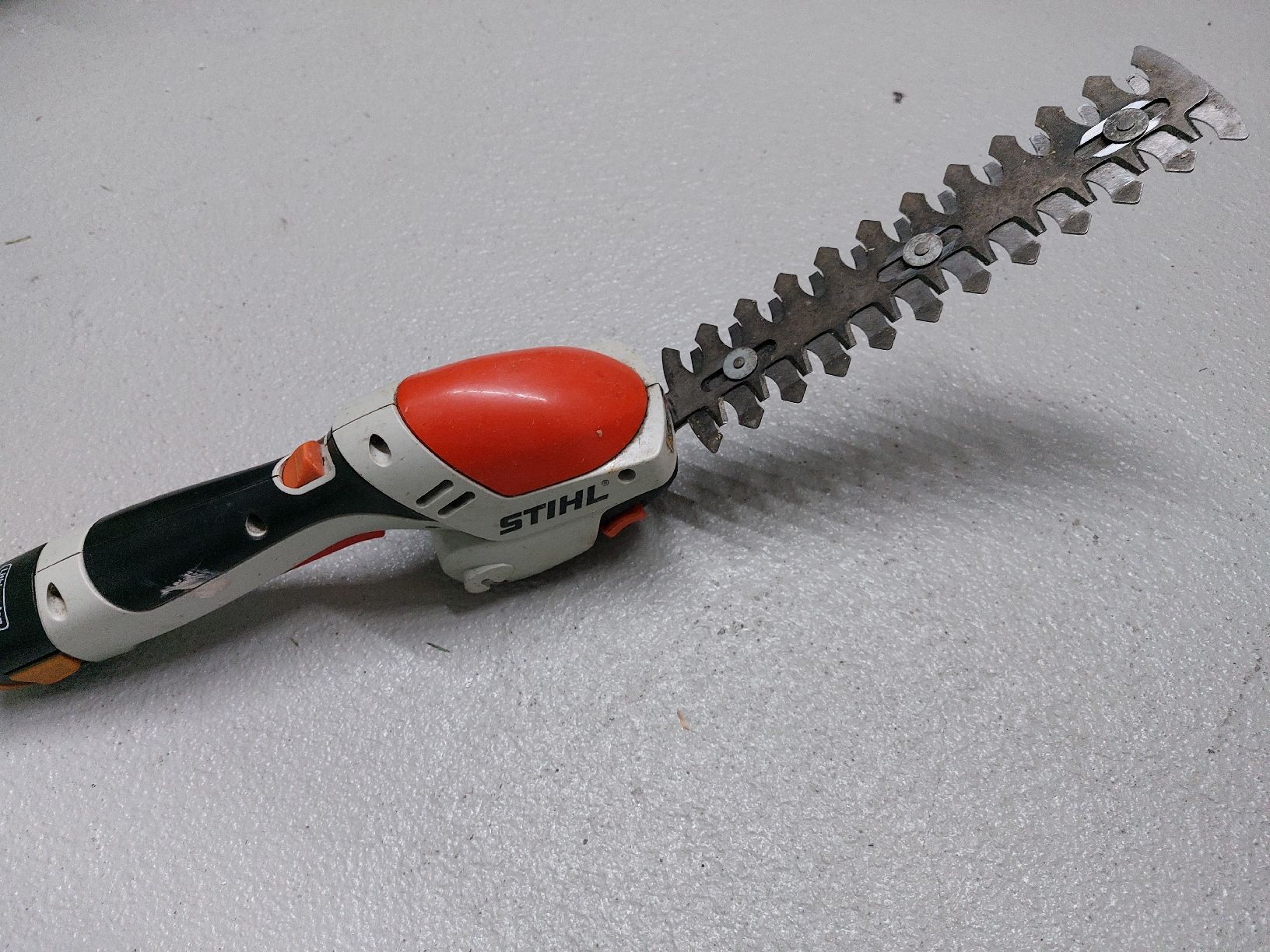 Stihl Tous les outils: Stihl Strauchscherrmesser – Neuf avec emballage d'origine à Willisau par Pzm81 2
