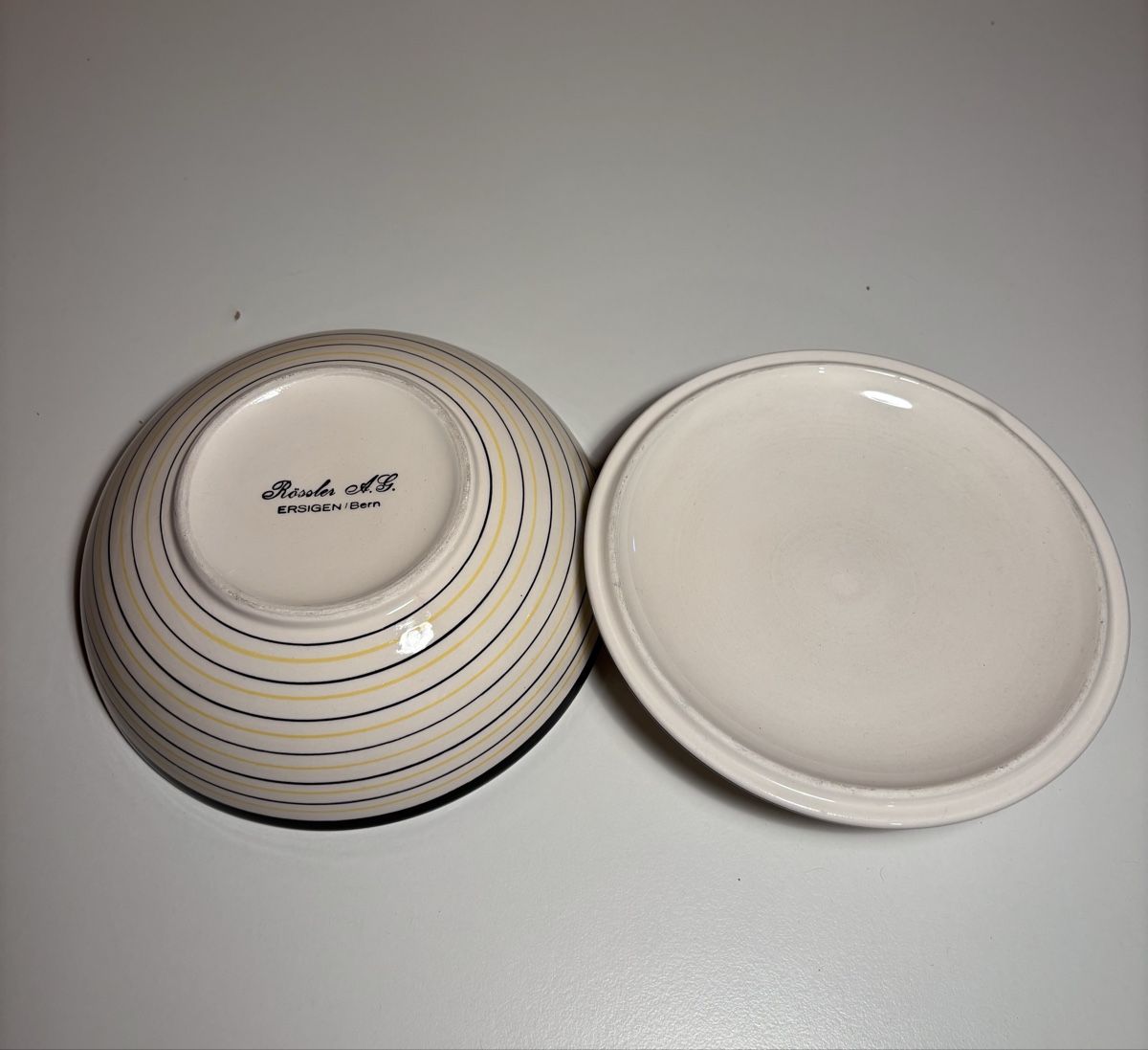 Rössler Ciotole: Rössler Schale mit Deckel, Linien-Design, 50er – Nuovo (secondo la descrizione) da Heiden venduto da BillyS 2