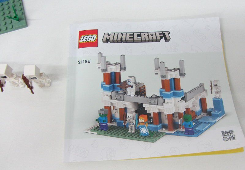 Lego Kit di costruzioni: LEGO Minecraft 21186 " The Ice Castle " – Usato da Kreuzlingen venduto da Han-Solo-68 1