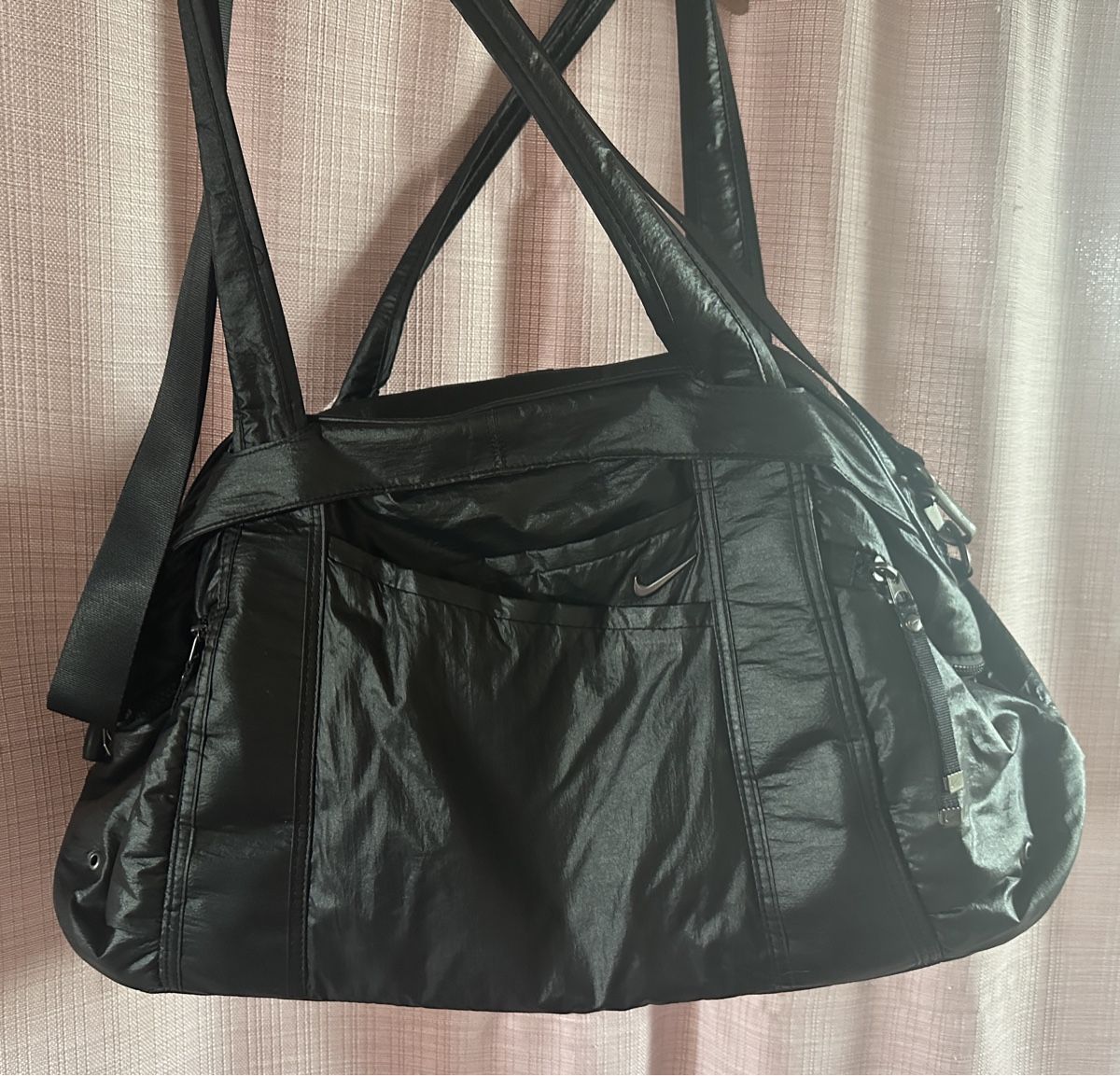 Nike Sacs: Nike Tasche – Neuf (Voir description) à Herzogenbuchsee par SaRaDe77