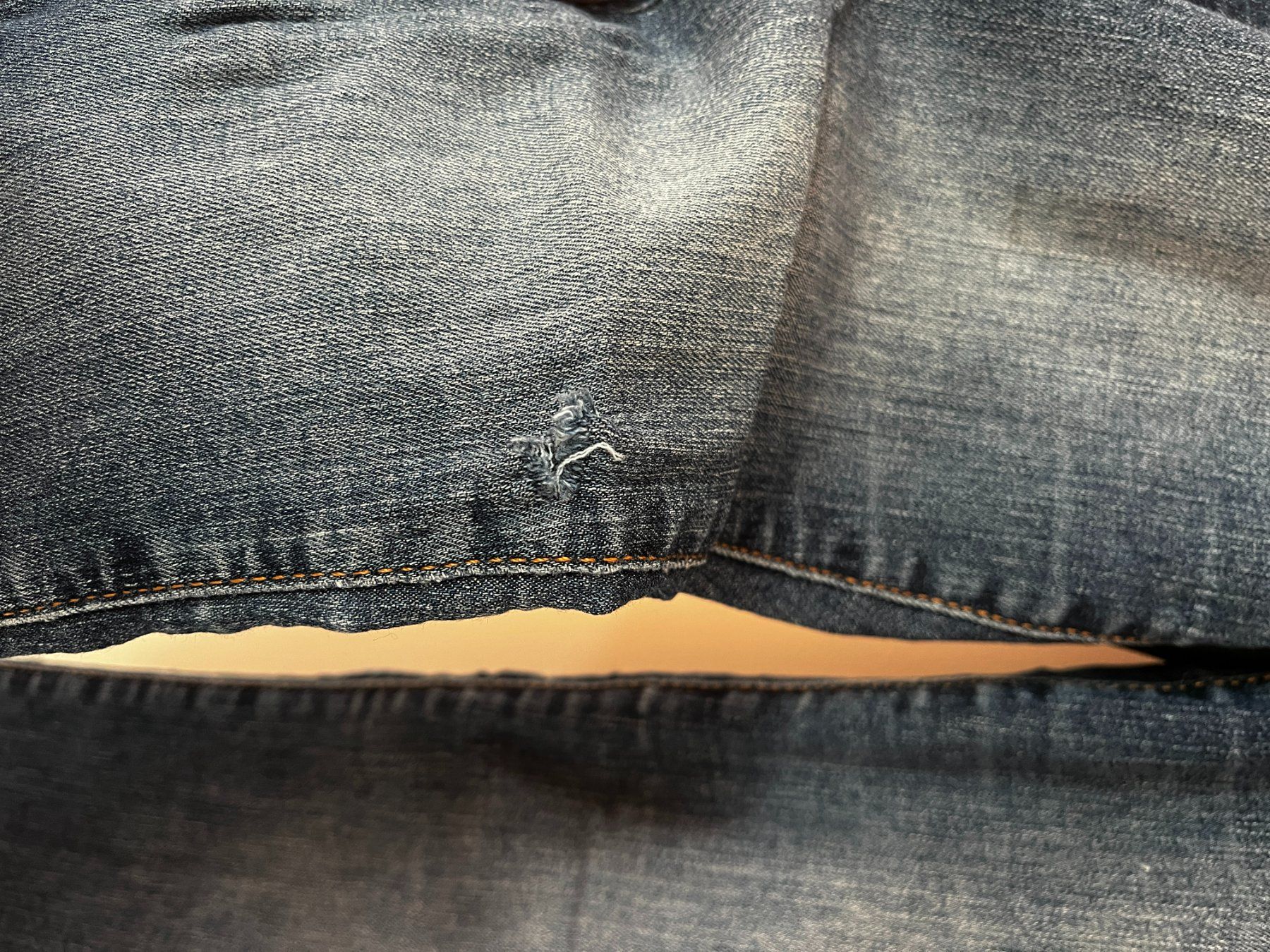 Jeans: Dunkelblaue Skinny Jeans – Gebraucht aus Seuzach von anina.k 4