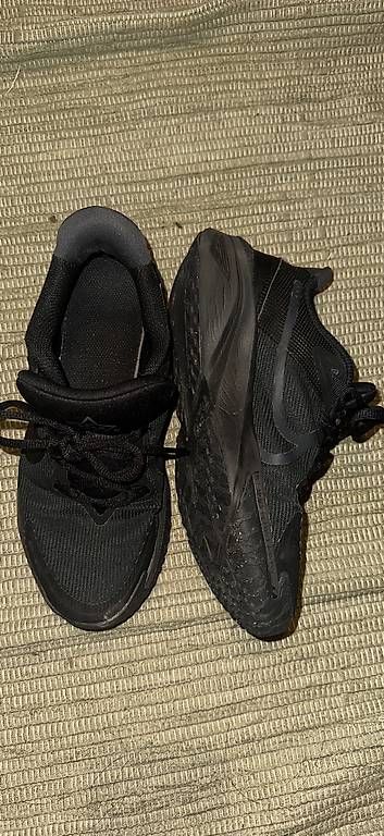 Scarpe da uomo: Chaussures Nike star runner Taille 36.5, Comme neuves – Usato da Lausanne venduto da mar_7x9x