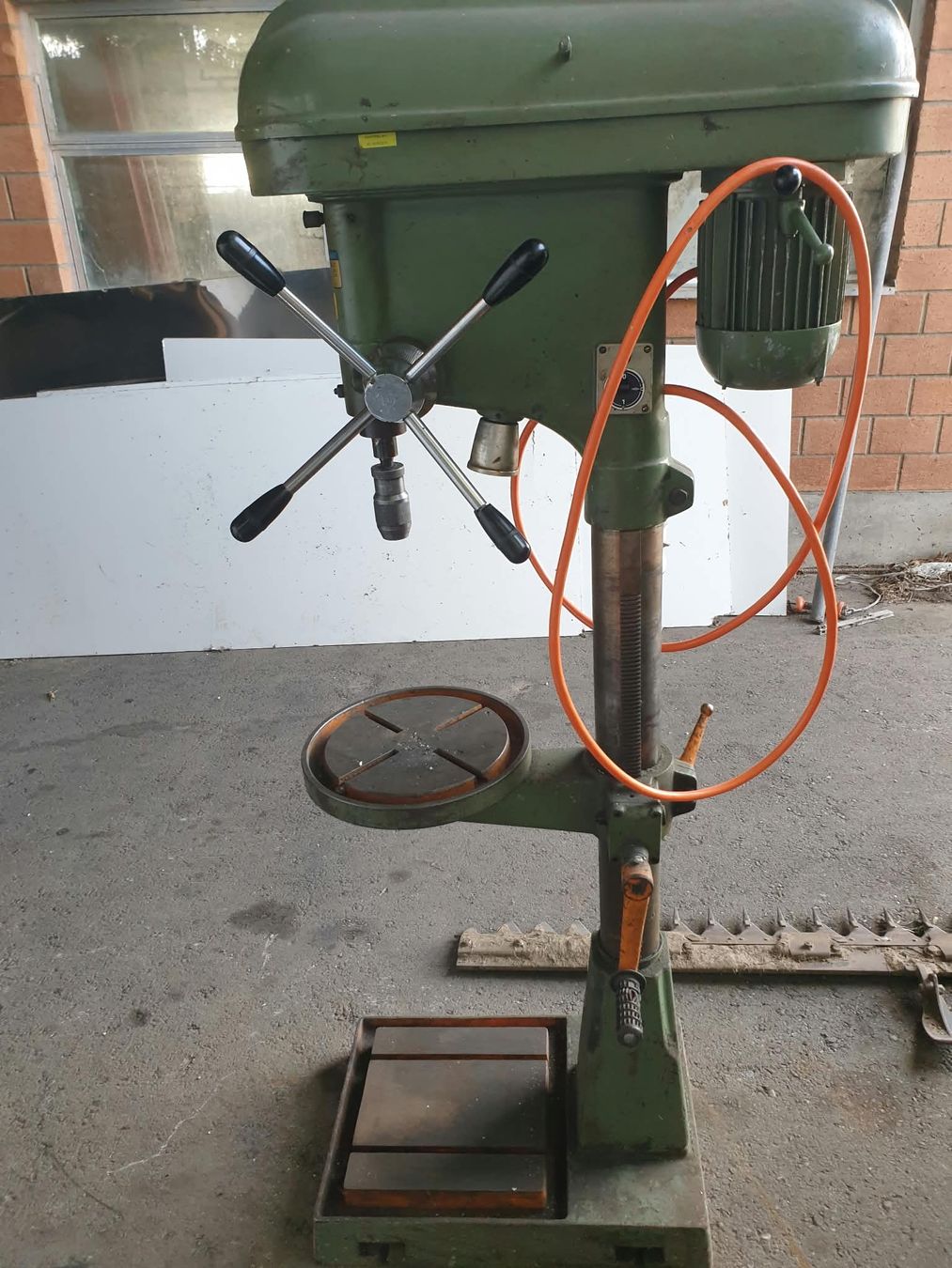Bohrmaschinen: Ständerbohrmaschine – Gebraucht aus Schötz von Neo88