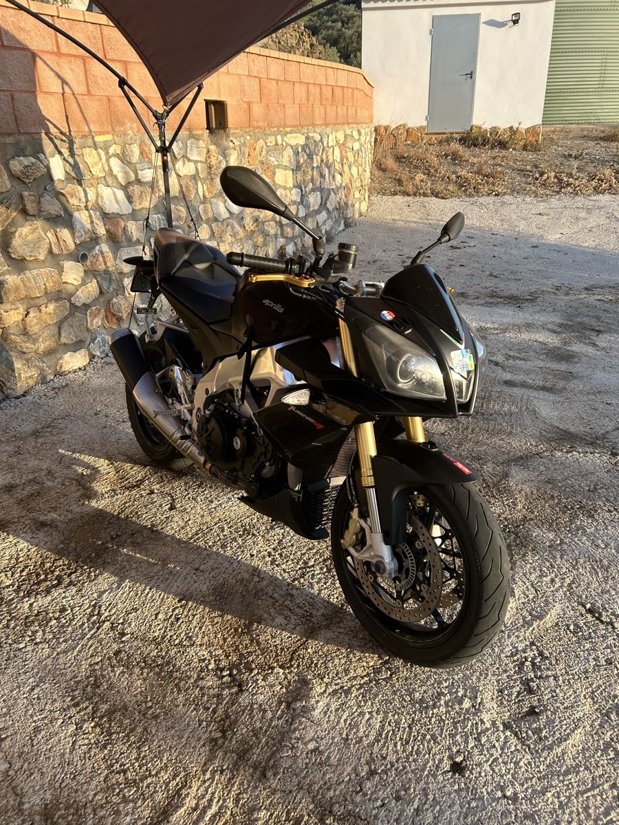 Aprilia Strasse: Aprilia Tuono 1000 V4 – Gebraucht aus Stallikon von rog_n7nz