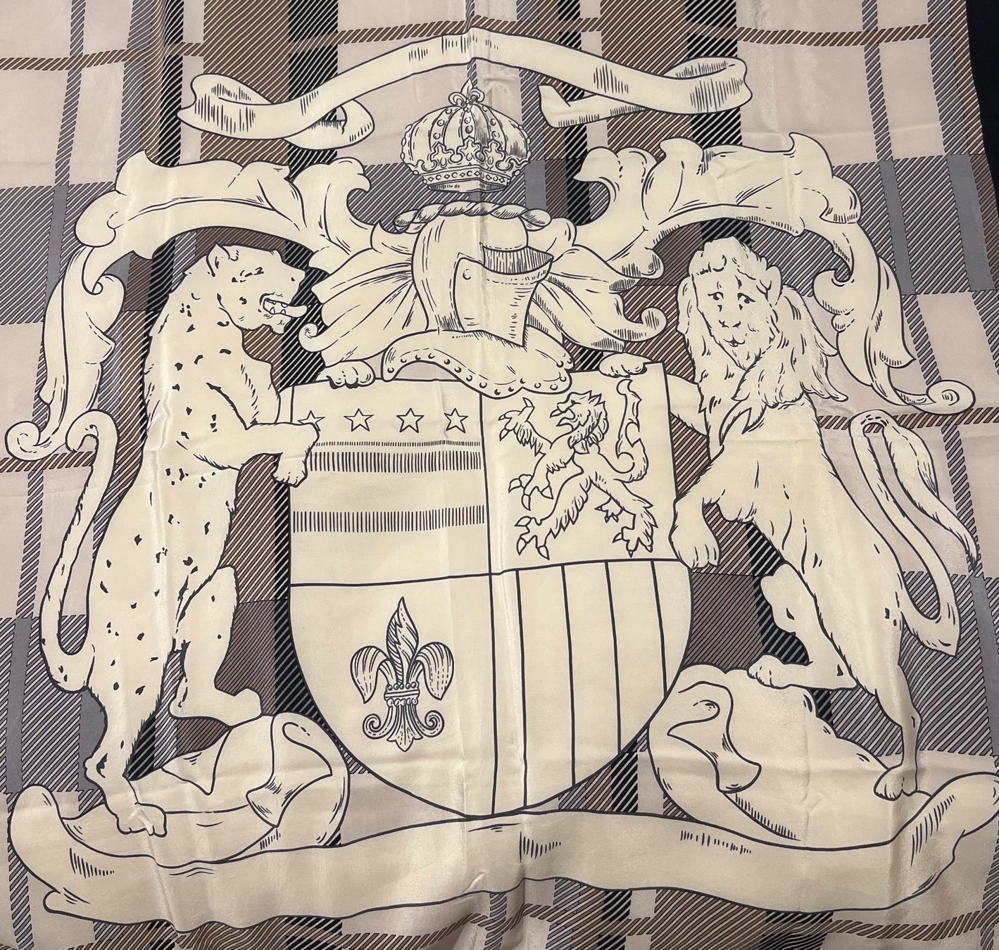 Foulard & Sciarpe: Seidentuch Lehner – Usato da Uster venduto da Family_Boutique 2