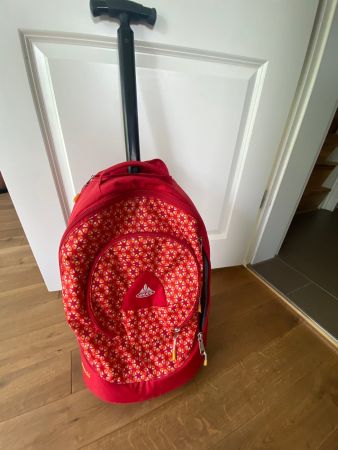 Kinderrollkoffer mit Necessaire