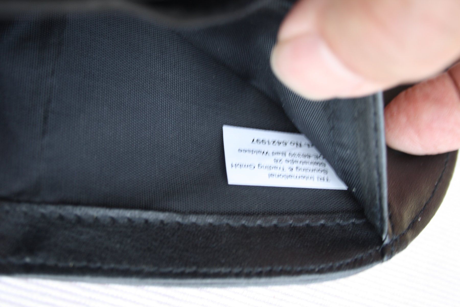 Brieftaschen: PORTEMONNAIE GELDBÖRSE – Gebraucht aus Wauwil von Pneuedy 1