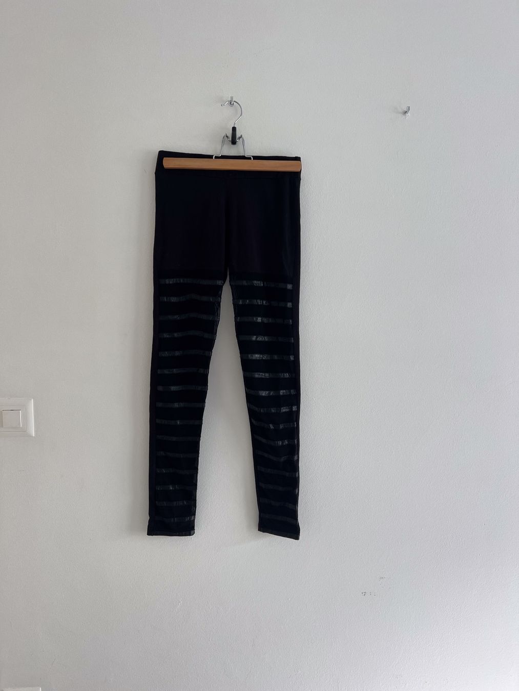 Calzedonia Leggings: Leggings Calzedonia XS – Usato da Losone venduto da Misssslucie