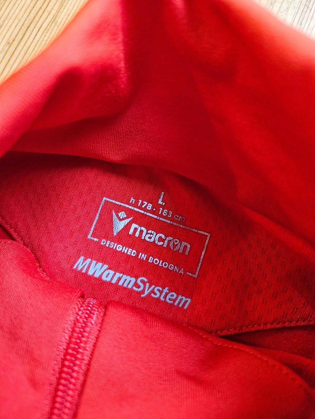 Canottiere & Pantaloni: FC Basel Trainingsoberteil Macron Grösse L FCB Jacke – Usato da Hägglingen venduto da United-Village-Trade 4