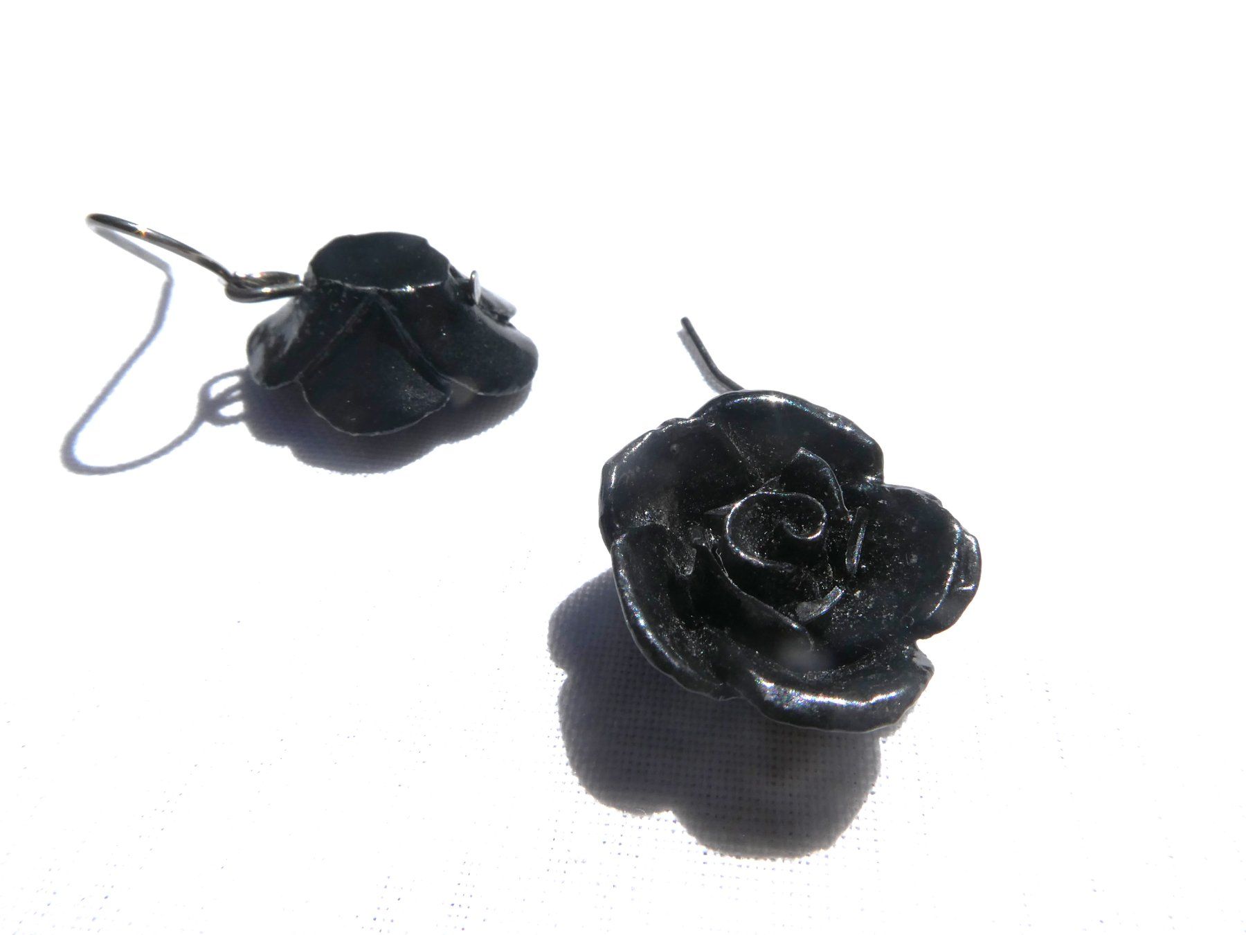 Orecchini pendenti & Orecchini a lobo: Ohrhänger, schwarze Rose, Modeschmuck – Usato da Gattikon venduto da kaandooh 2