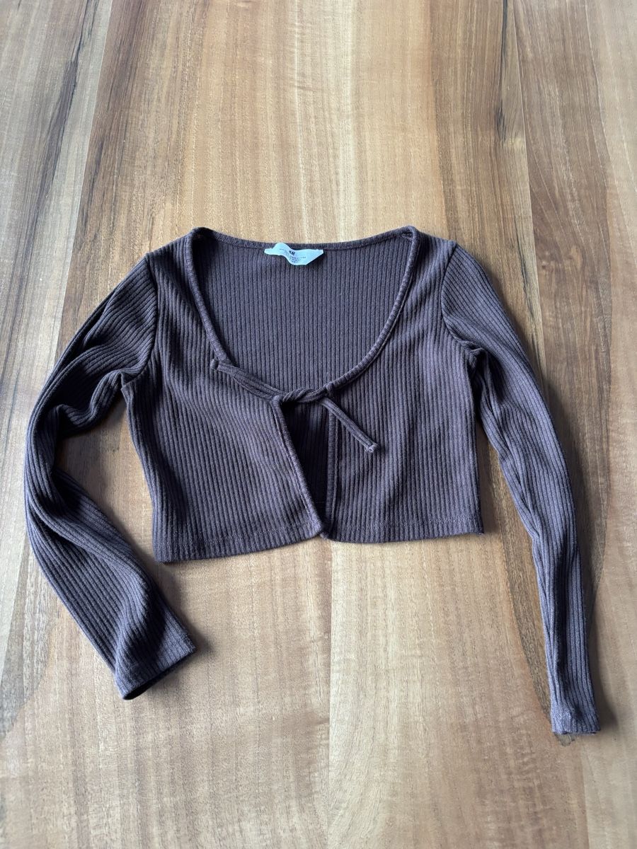 H&M Lotti & Set di vestiti: Top inkl. Jäggli – Usato da Seewen venduto da dvh05 3