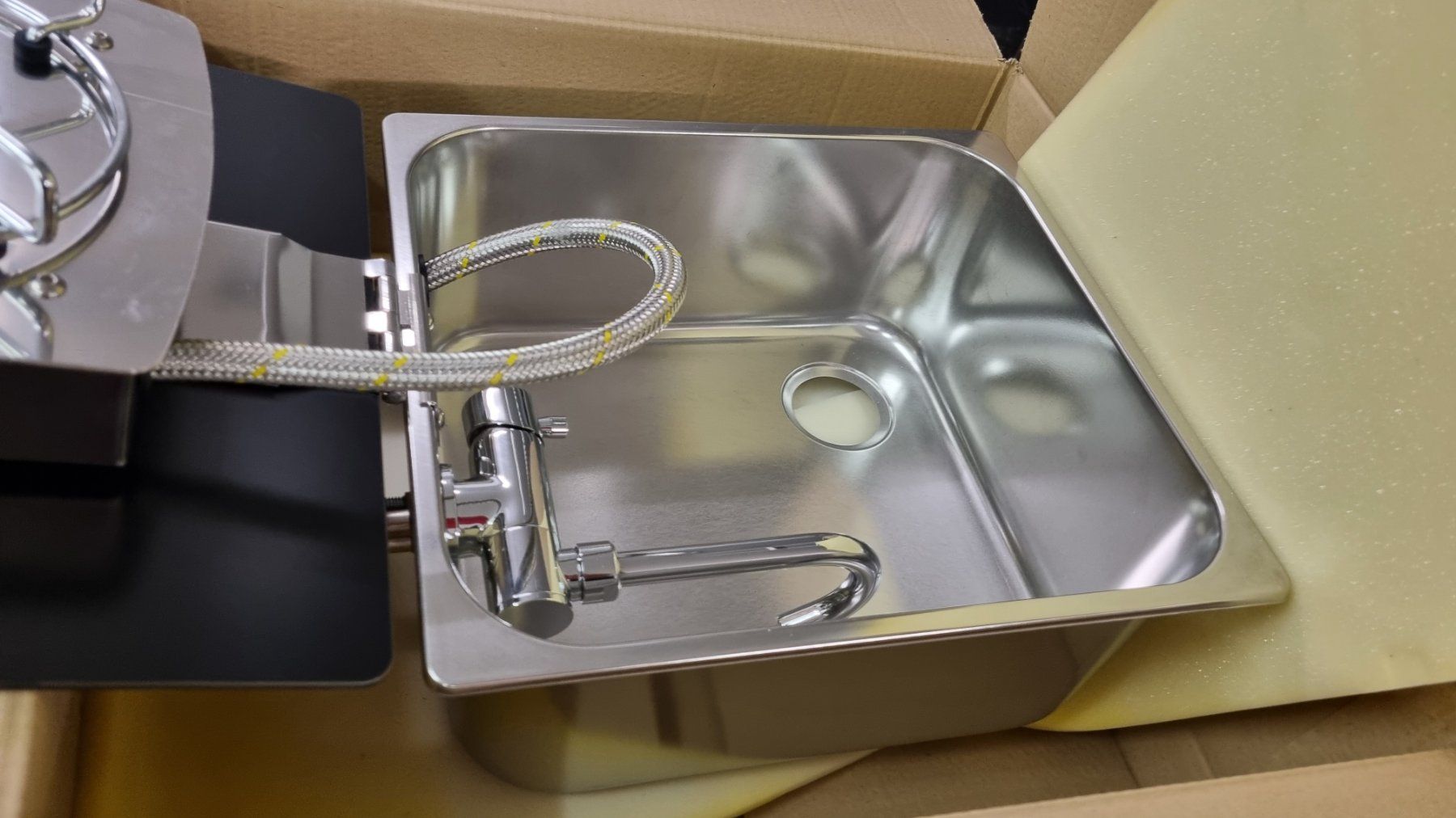 Cucine complete: Spüle mit Kochfeld Camper Wohnmobil – Nuovo e nell'imballaggio originale da Fürigen venduto da Bucheli59