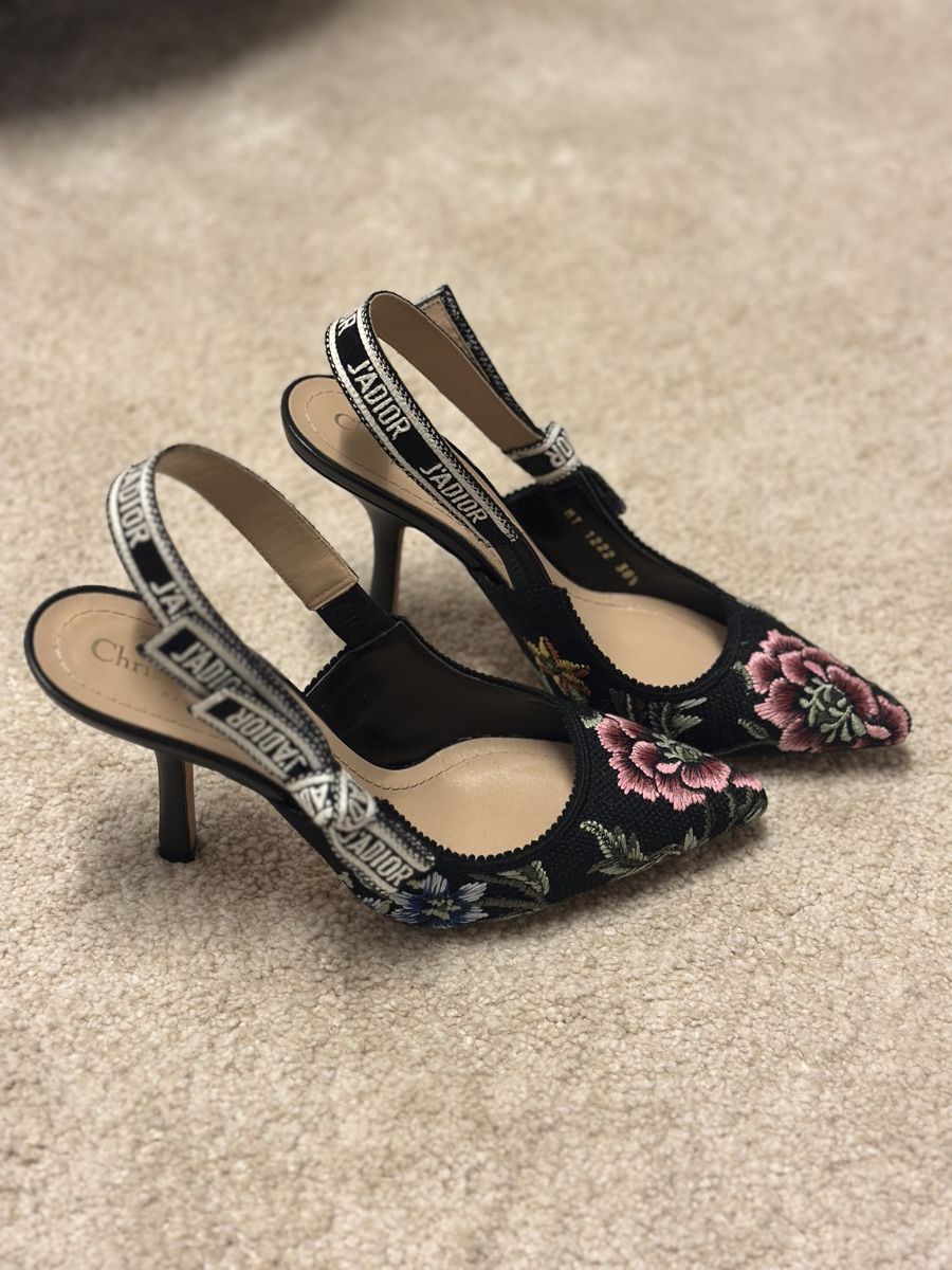 Dior Scarpe da donna: Authentic Dior 38.5 J'Adior Slingback Pump shoes – Usato da Richterswil venduto da L.Staudenmann 3