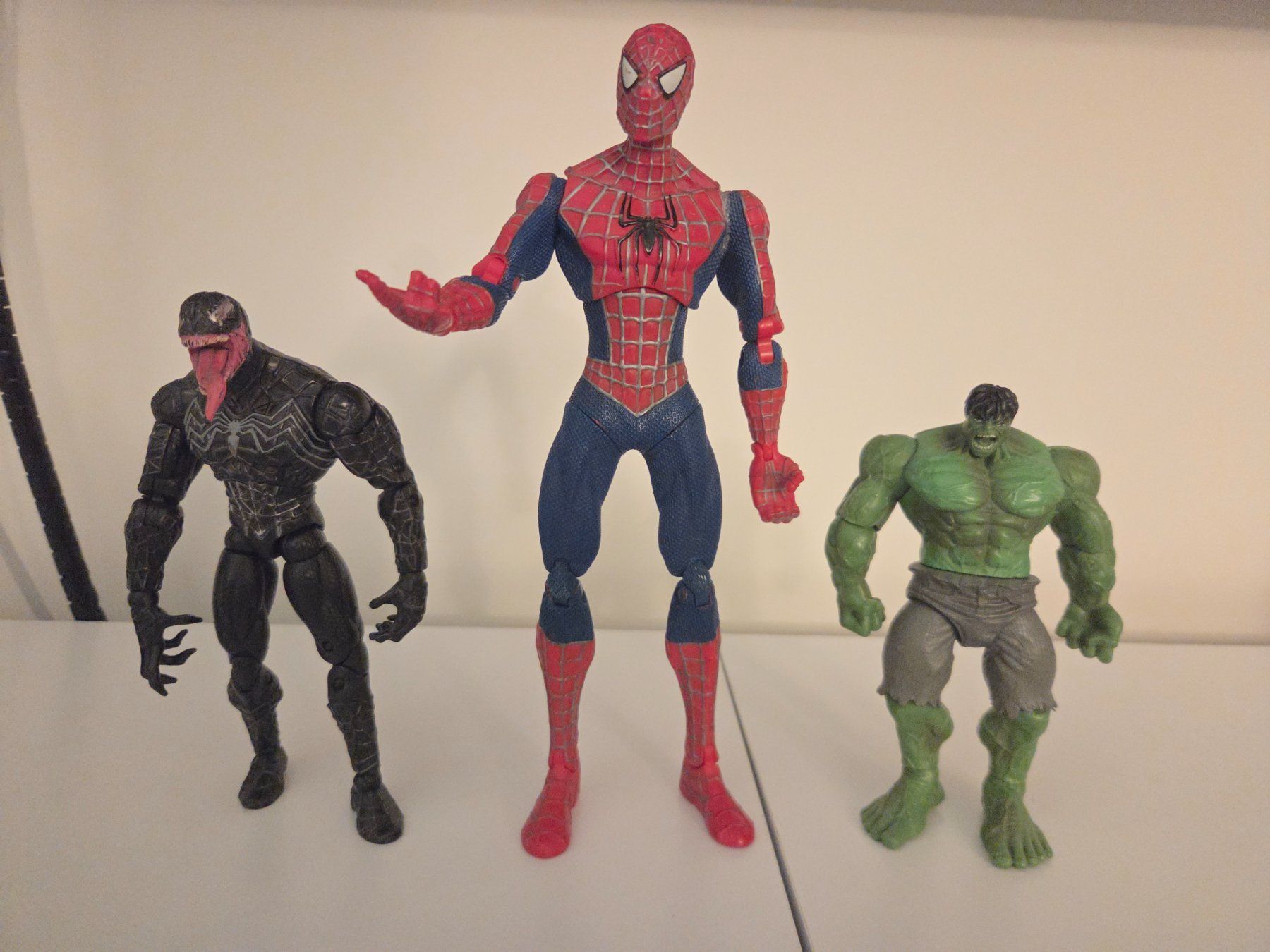 Marvel Figurines: Venom,Spiderman,Hulk Figuren – D'occasion à Kloten par Senolf