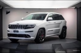 Jeep Grand Cherokee SRT 8