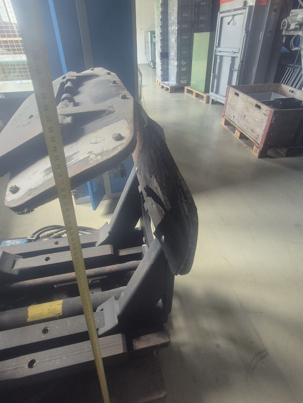 Pinze: Hydraulischer Gabelwender Palettengreifer für Stapler – Usato da Röthenbach i. E. venduto da 3538ScaniaR420 6