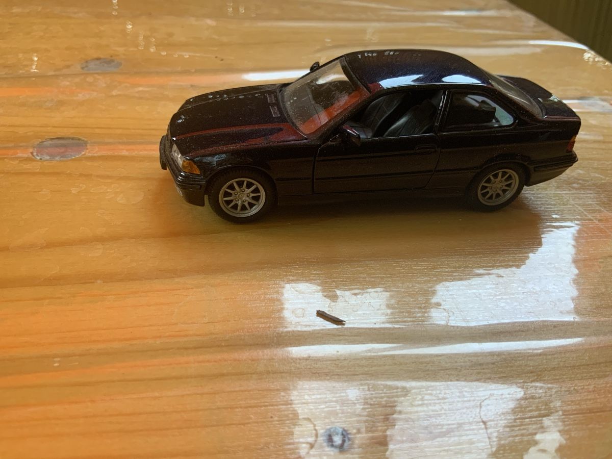 BMW Modellautos: BMW 325i E36 1/43 Schuco – Gebraucht aus Lausanne von Shei2014