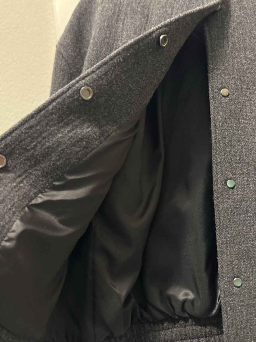 Massimo Dutti Vestes: Massimo Dutti Bomber Jacket Charcoal Grey Size S – D'occasion à Zürich par Anastasiya_g 2