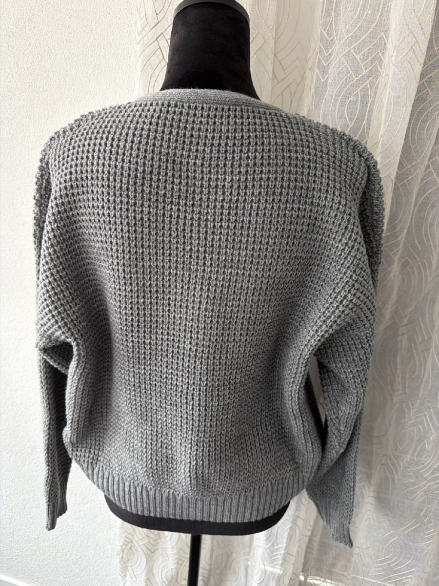 Vestes: Tolle graue Strickjacke mit Knöpfen – Neuf (Voir description) à Muri AG par ReBoutique 1