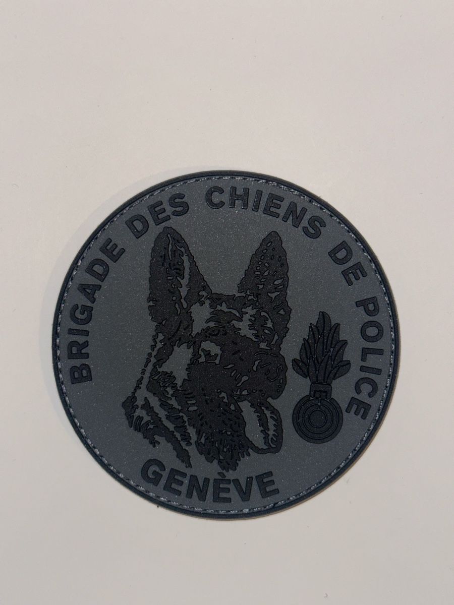 Swiss Placchette & Badge: Police Cantonale Genève K9 – Nuovo e nell'imballaggio originale da Castione venduto da DWNL