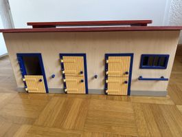 Schleich Pferde Reitstall Holz