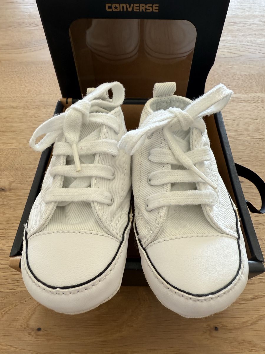 Converse Herrenschuhe: Converse All star Chuck Taylor Grösse UK 3 – Neu (gemäss Beschreibung) aus Goldswil von Fisel 3