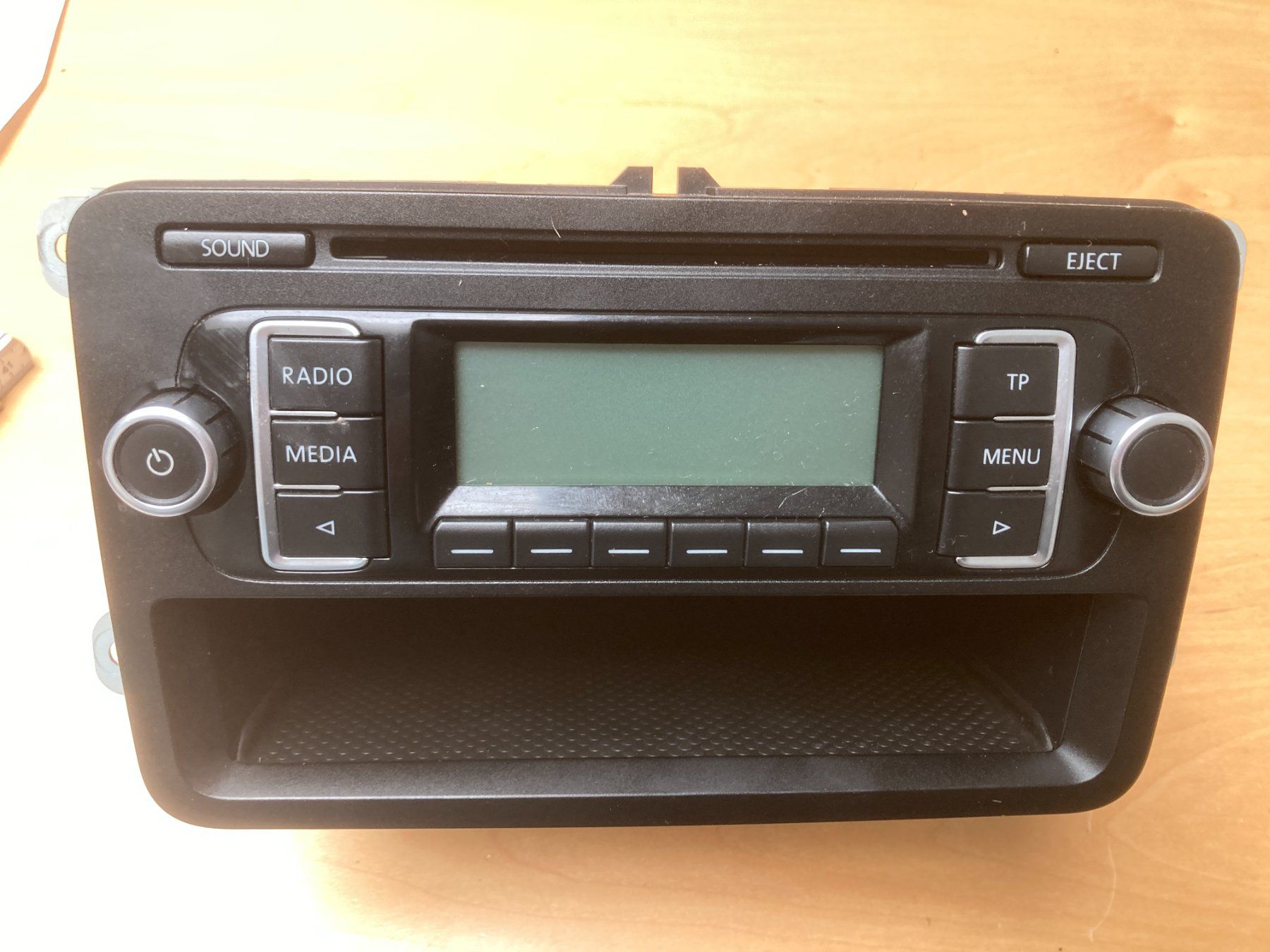 Radio: VW Amarok Autoradio RCD 310 - Original – Usato da Cham venduto da WB2223 5