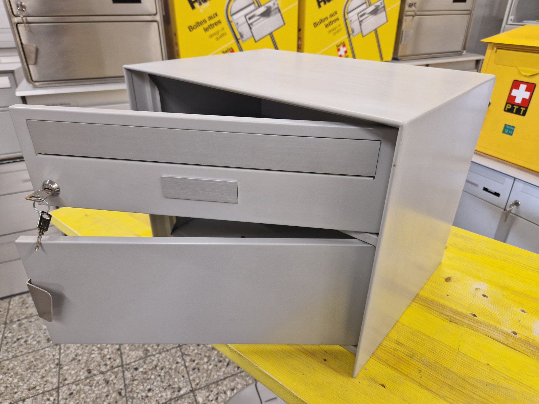 Sonstiges für Haushalt & Wohnen: Briefkasten ( Huber ) – Gebraucht aus Wiler b.Utzenstorf von bamaa-shop 5
