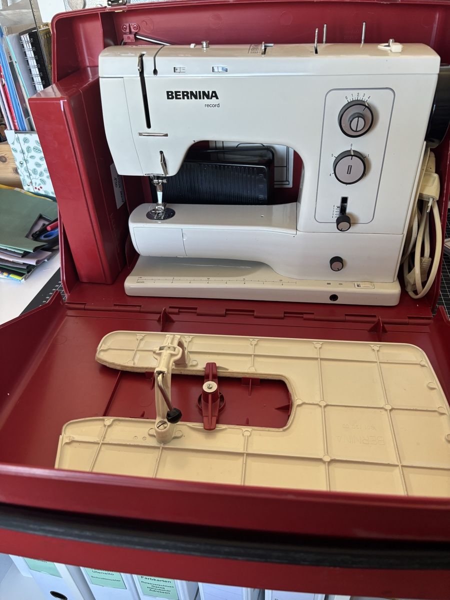 Bernina Macchine da cucire: Bernina Nähmaschine 830 – Usato da Tägerig venduto da Nobolero 4