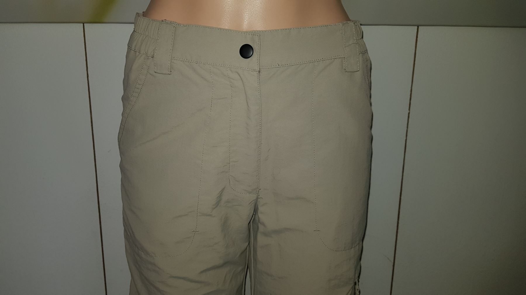 Trevolution Pantaloni: Pantalon/Hose  TREVOLUTION      Taille/Grosse 34 CH – Usato da Cossonay-ville venduto da Super-Price-Quality 1