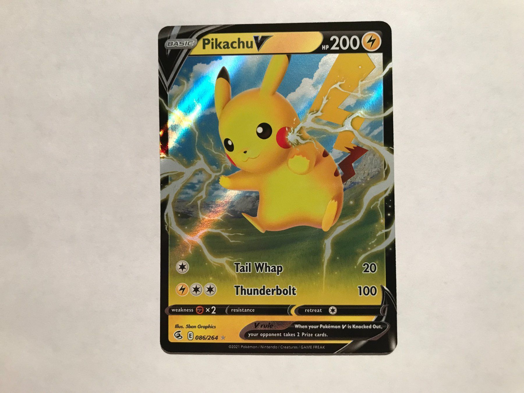 Pokémon Cartes à collectionner: Pikachu V EN – D'occasion à Hagendorn par Pokecollectorch 1