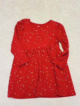 Rotes H&M Kleid mit Sternen, Grösse 110/116 (4-6 J)