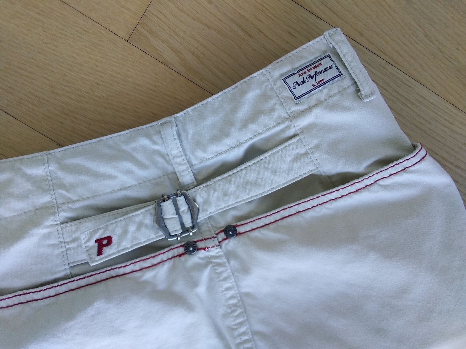 Peak Performance Gonne: Peak Performance Jupe Ecru Size XXS – Usato da Buchrain venduto da QueenyHE51 6