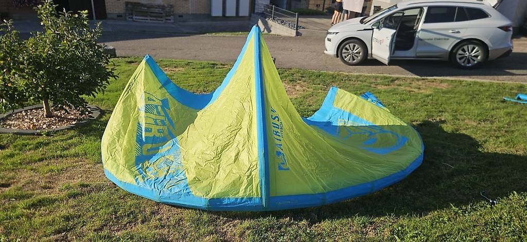 Kite: Airush Lithium 10m² 2018 – Gebraucht aus Wil SG von Virus1991