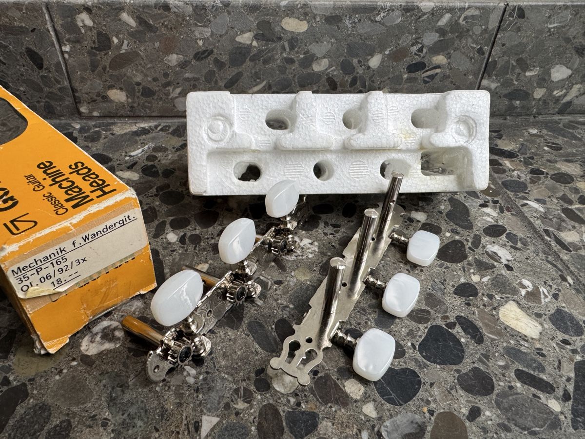 Musikinstrumente: Gotoh 35P165 Classic Guitar Machine Heads – Gebraucht aus Bern von A.W.S.R 5