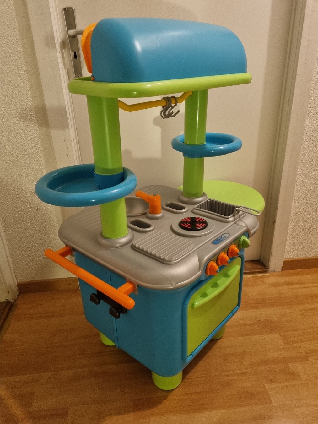 Giocattoli: Spielzeugküche plastik – Usato da Bätterkinden venduto da Kubrsiri 3